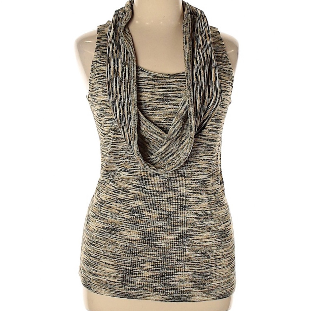 14-16 gold sleeveless Lane Bryant top